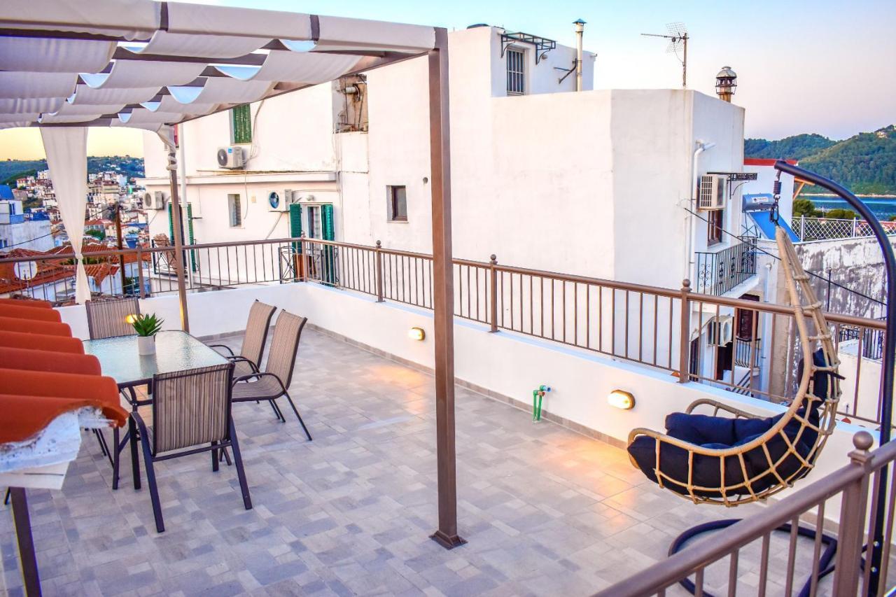 La Maison Plakes Rooftop Apt Skiathos Chora Extérieur photo